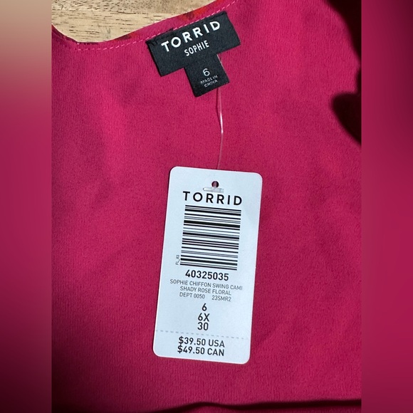 NEW Torrid Women’s Shady Rose Floral Sophie Chiffon Swing Cami Size 6X - Picture 3 of 3